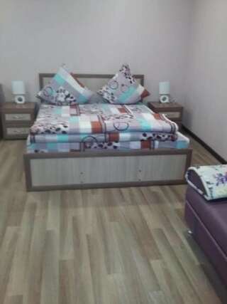 Хостел Fresh Hostel Kazan Казань Семейный номер с общей ванной комнатой-4